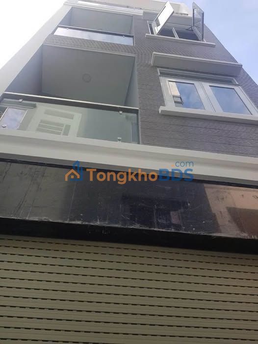 Nhà 71m² Quận 5, Hẻm Xe Hơi 4 Tầng 11PN - Dòng Tiền 50 Triệu/Tháng