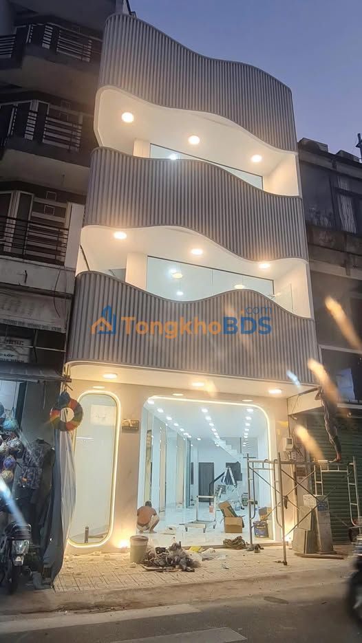 Nhà phố Nguyễn Trọng Tuyển 74m2 thuê - Mặt tiền kinh doanh