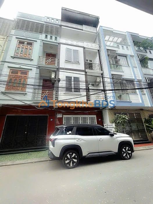 Nhà 4 Tầng Văn Cao, Hải An - 61m², 5 Ngủ, Ô Tô Tránh