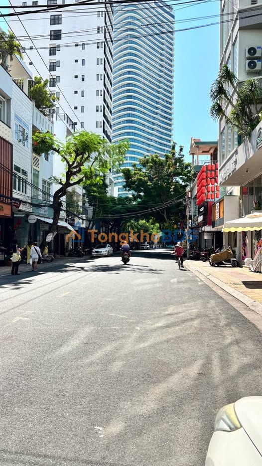 Nhà Mặt Tiền Hồng Bàng Nha Trang 105m² - Kinh Doanh Sầm Uất
