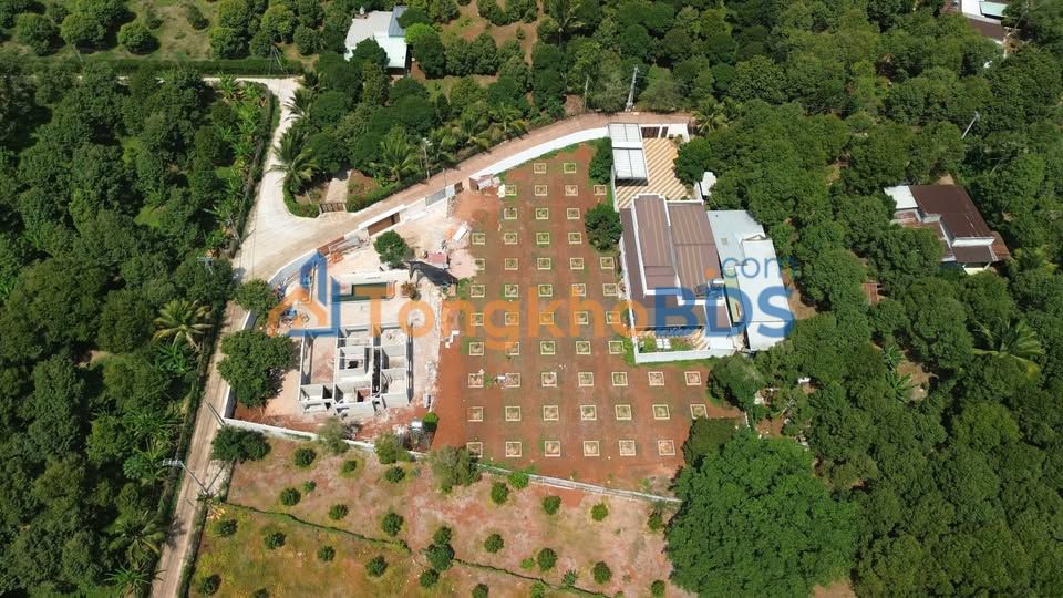 Đất nền 1000m² Đồng Nai - 3 mặt tiền, 26 tỷ, sát Chợ Xuân Lập