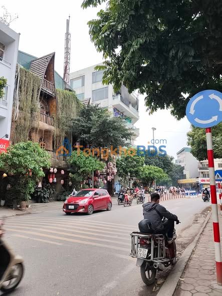 Nhà phố Bà Triệu Hà Đông 50m² giá 8 triệu - Mặt tiền kinh doanh