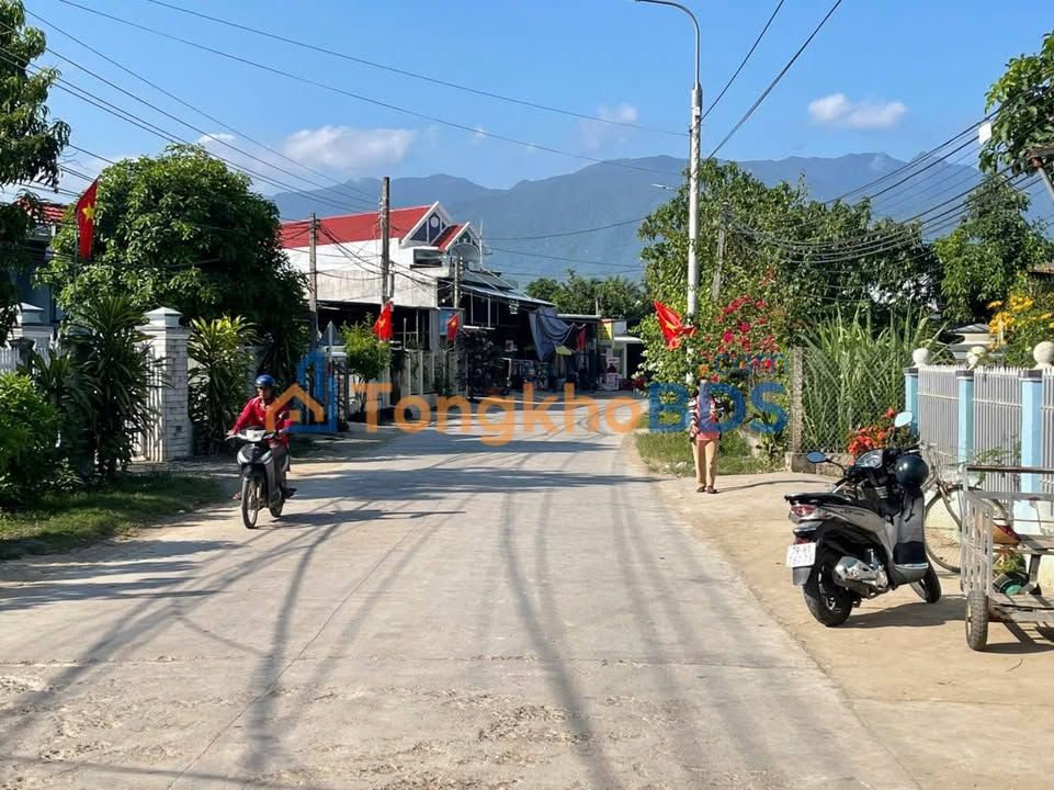 Nhà 190m² chính chủ thôn Thanh Mỹ, Ninh Hòa - Giá 1 tỷ