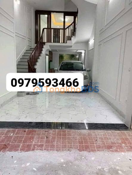 Nhà Phân Lô Trần Thủ Độ, Hoàng Mai - 40m² x 4 Tầng, Ô Tô Tránh Vỉa Hè