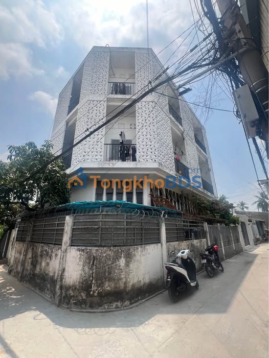 Townhouse To Ngoc Van 142m2 9 ty - Cho thue ngay, loi nhuan