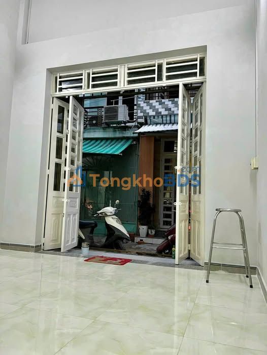 Nhà Hóc Môn 40m² - Sổ chung bán vi bằng, xe hơi tới cửa
