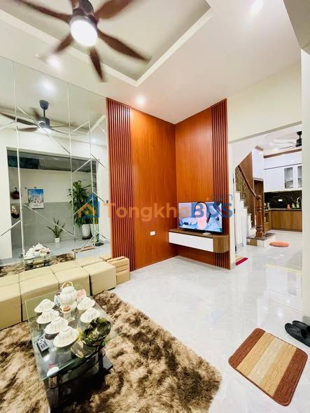 Nhà 42m² 4 Tầng Đống Đa - Mới Đẹp, Gần Phố Khâm Thiên, Giá 8.5 Tỷ