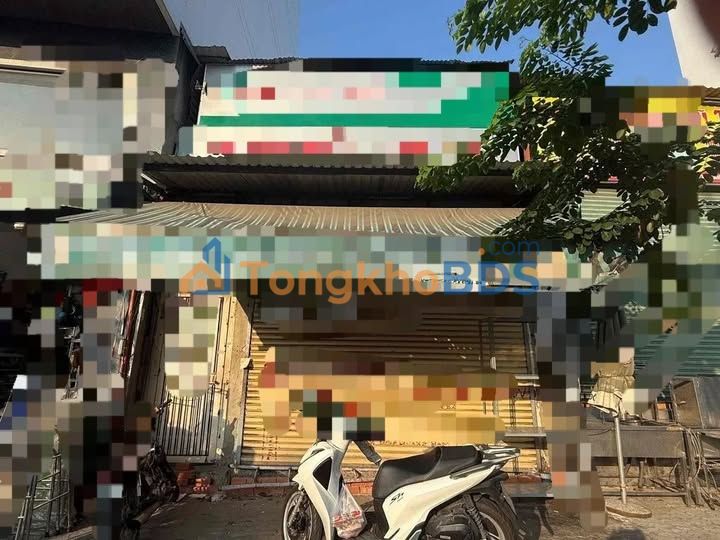 Nhà mặt tiền Dương Quảng Hàm 5.5x16m giá 35tr – Ô tô vào tận nhà