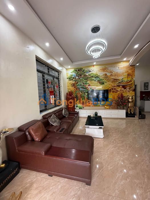 Nhà 114m² Hà Trung, Hạ Long - 5PN, Ô tô tránh, Sổ hồng