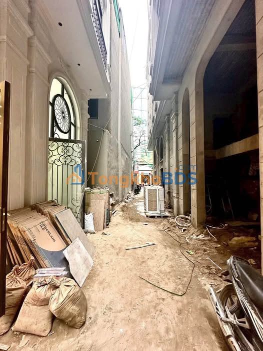 Nhà Mặt Ngõ Chợ Hàng, Hải Phòng - Ô Tô Vào Tận Nhà, 50m², 5.6 Tỷ