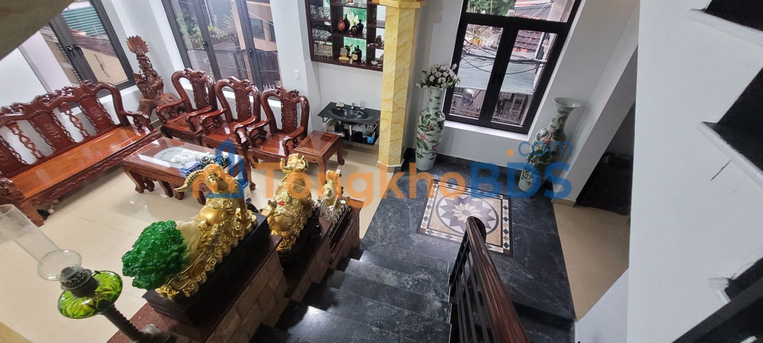 Bán nhà 81.4m² Cao Thắng, Móng Cái - 3PN, 3WC, Full NT - 5 Tỷ