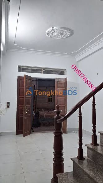 Nha An Thuong Hoai Duc 40m2 4 ty - Oto vao tan nha