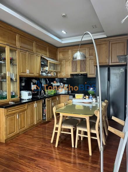 Cho thuê căn hộ 3PN Resco Cổ Nhuế 99m² - Full Nội thất, Giá 12 Triệu