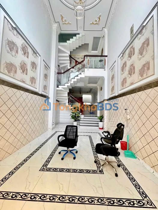 Nhà Hẻm An Dương Vương, Bình Tân - 4PN, 3 Lầu, Sân Thượng - 14 Triệu