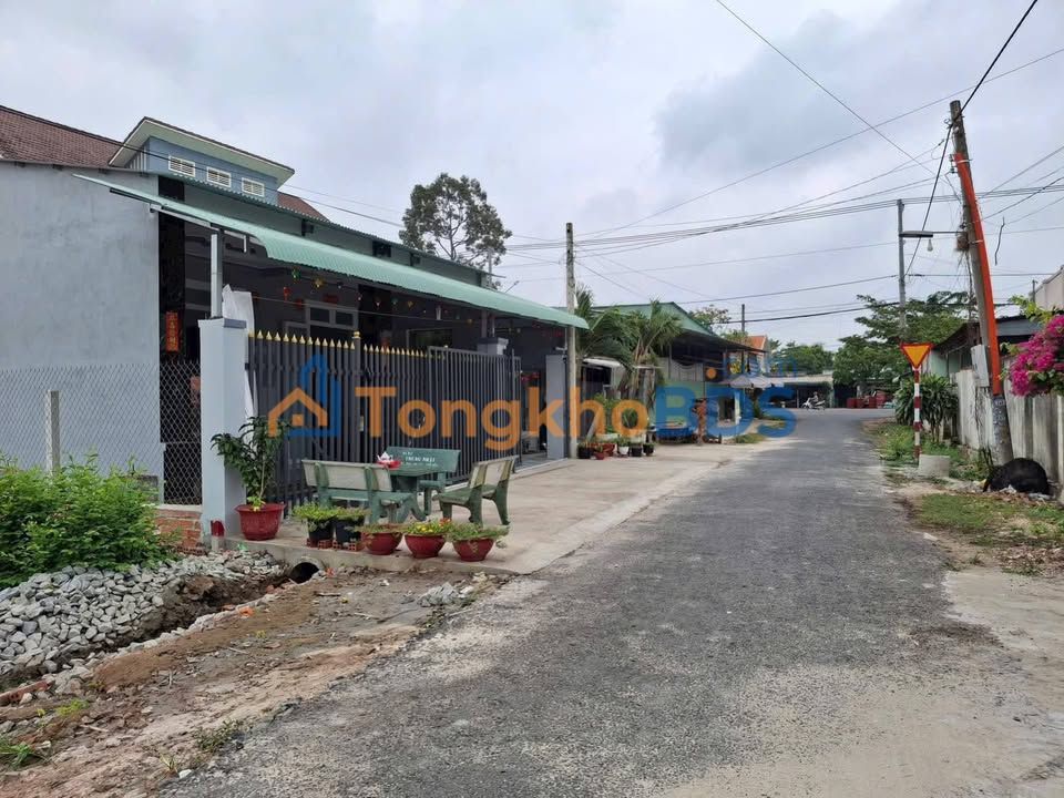 Đất hẻm 51 Nguyen Van Linh 95m² 830tr - Sổ đỏ chính chủ