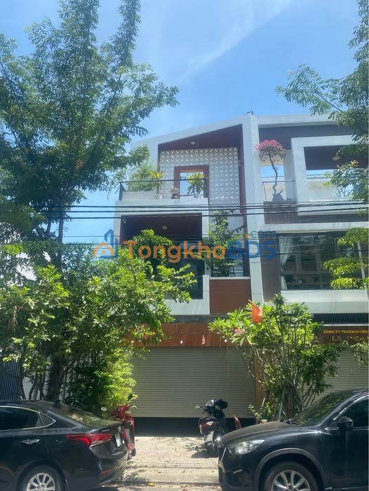 Nhà 3 Tầng 3PN Hòa Xuân, Cẩm Lệ - Sân Oto, Nội thất Đủ