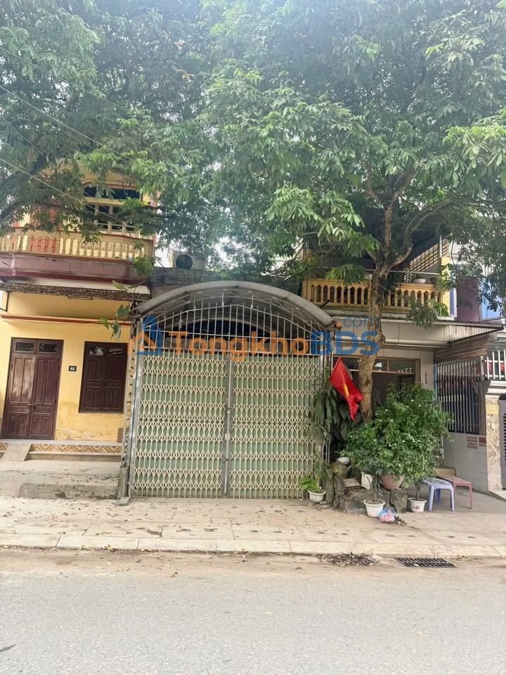 Nhà phố Lê Văn Tám Yên Bái 80m² giá 2.5 tỷ - Mặt tiền kinh doanh