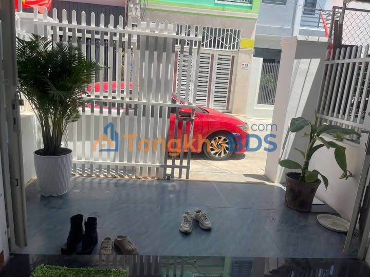 Nhà riêng Hòn Sện Nha Trang 70m² 4,75 tỷ - Ô tô vào tận nhà