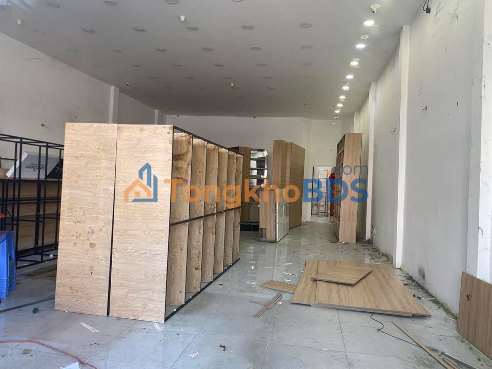 Mặt tiền Kinh doanh Đường 2/4 Nha Trang 160m² - Giá thuê 38 Triệu/Tháng