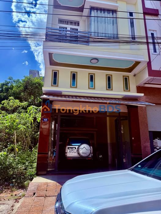 Nhà nguyên căn Lý Nam Đế Bảo Lộc - Giá thỏa thuận ô tô vào nhà