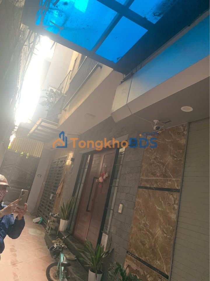 Nha pho Duc Giang Long Bien 31m2 7.95 ty - O to vao nha