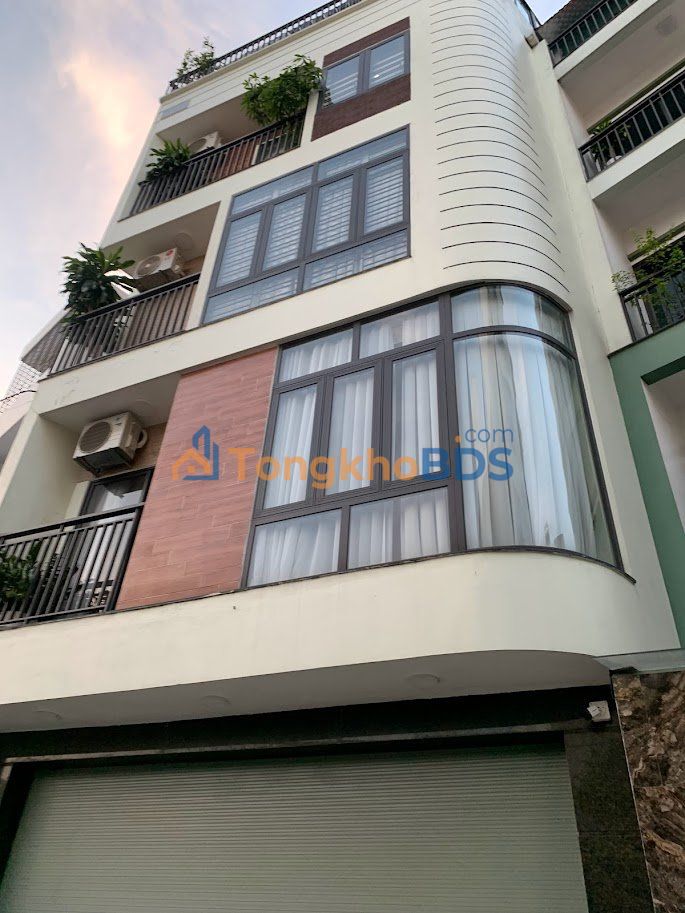 Nhà mặt phố Ngô Gia Tự 96m² 34 tỷ - Chính chủ bán