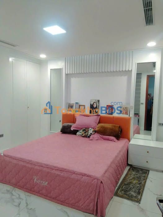 Nhà Mặt Phố Nguyễn Văn Tuyết 43m² 4 Tầng - Kinh Doanh Đỉnh Cao - Giảm 200 Tỷ
