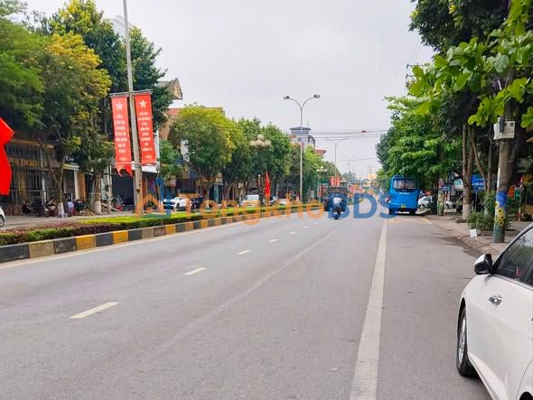 Đất Đại lộ Hùng Vương Việt Trì 96m² 7 tỷ - Sổ đỏ