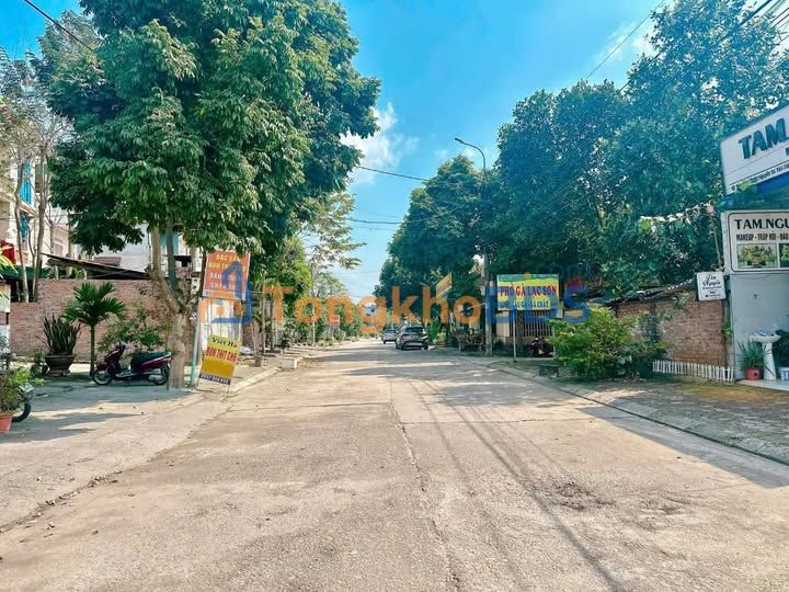 Nhà phố Nguyễn Du Việt Trì 210m² - Mặt tiền kinh doanh