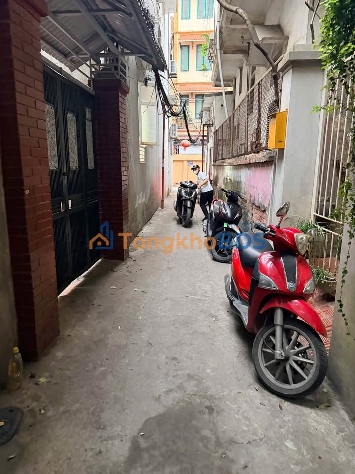 Nhà riêng Tây Hồ 54m² 14 tỷ - Ô tô vào tận nhà, sổ đỏ