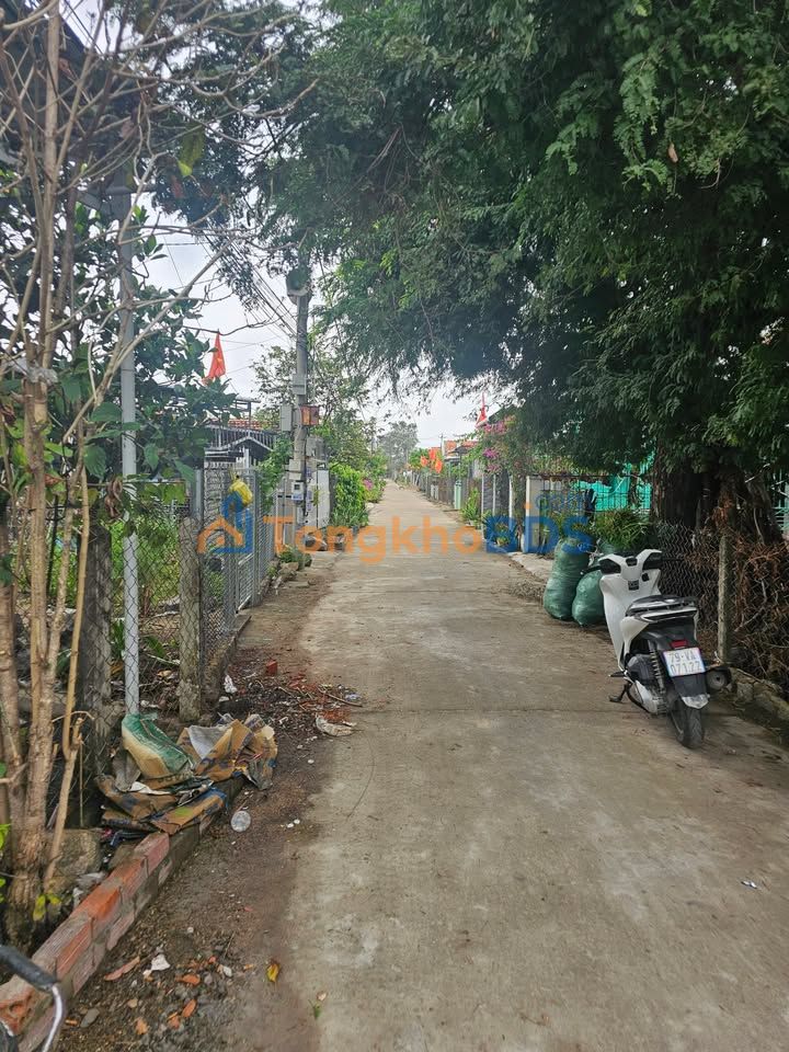 Nhà cấp 4 Vạn Phú 236m² giá 1,x tỷ - Ô tô vào tận nhà