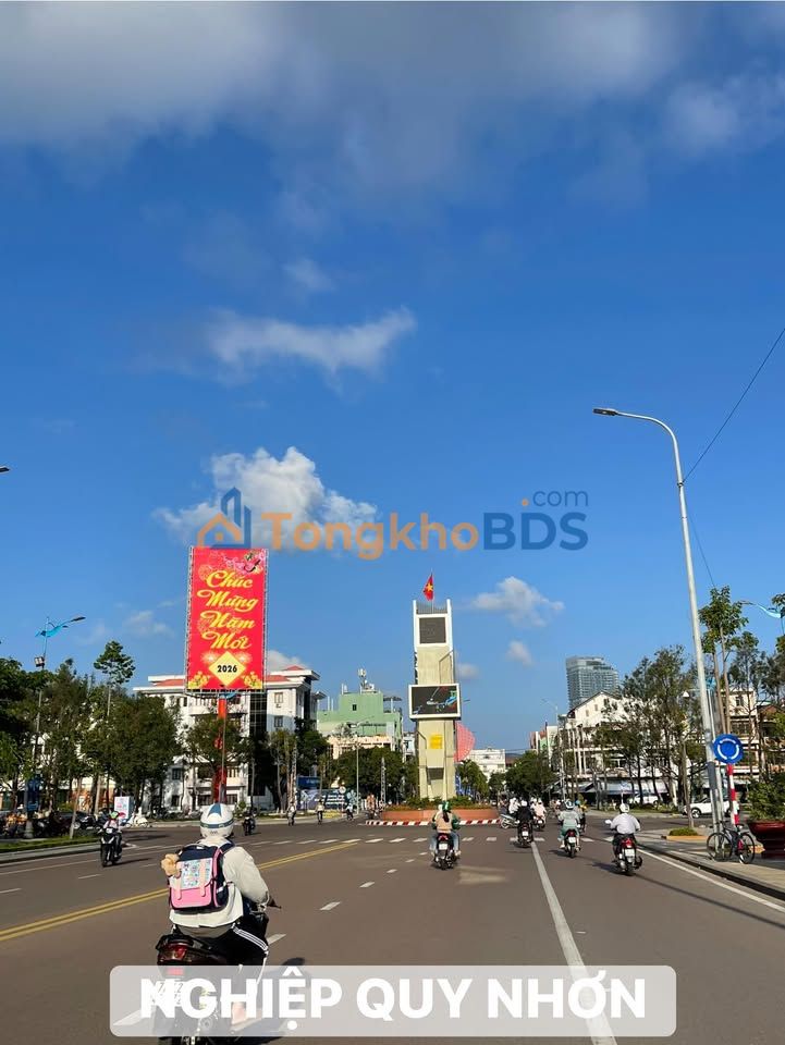 Nhà phố LTK Quy Nhơn 80m² 13 tỷ - Mặt tiền kinh doanh