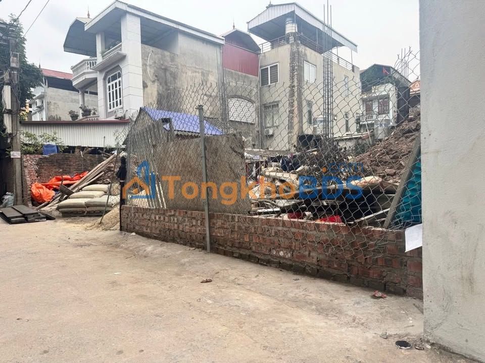 Đất nền Long Biên Nguyễn Văn Linh 61m² 8 tỷ - Sổ đỏ chính chủ