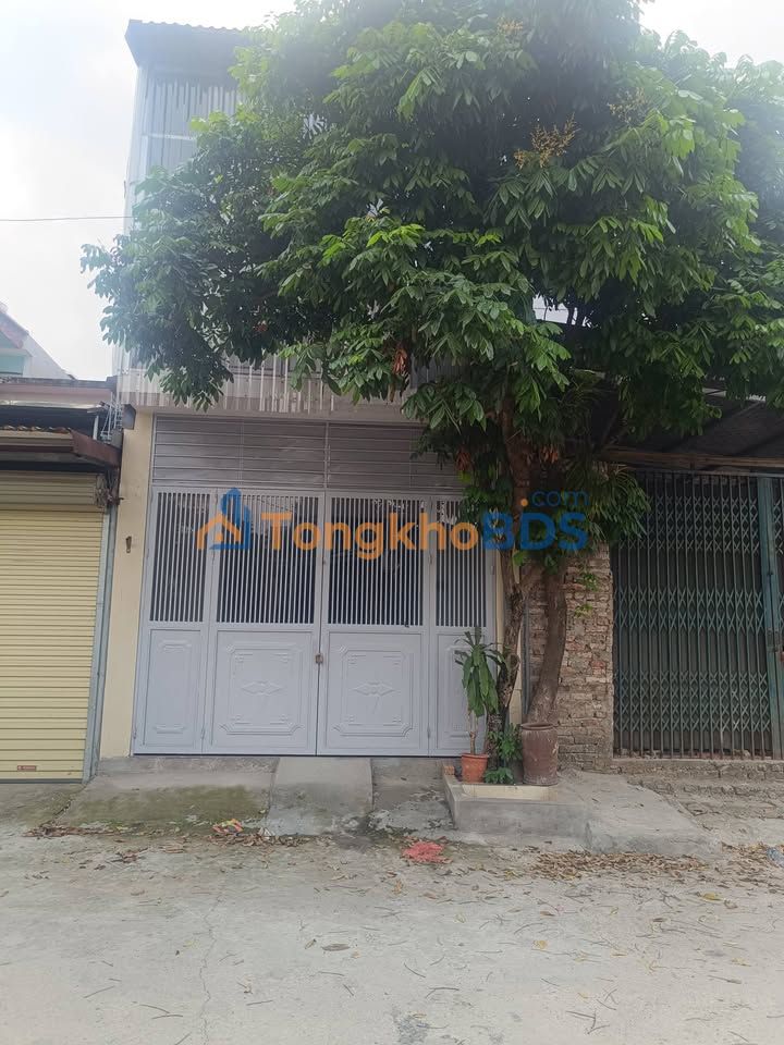 Nhà 7 Tỷ Mặt Tiền Rộng 50m², Ô Tô Ngủ Trong Nhà - Long Biên