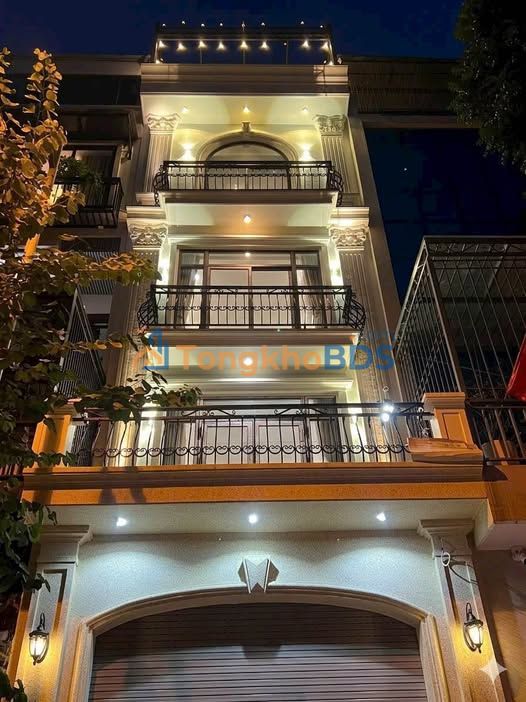 Bán Liền kề Văn Phú 90m² full nội thất, thang máy, view biệt thự - Hà Đông