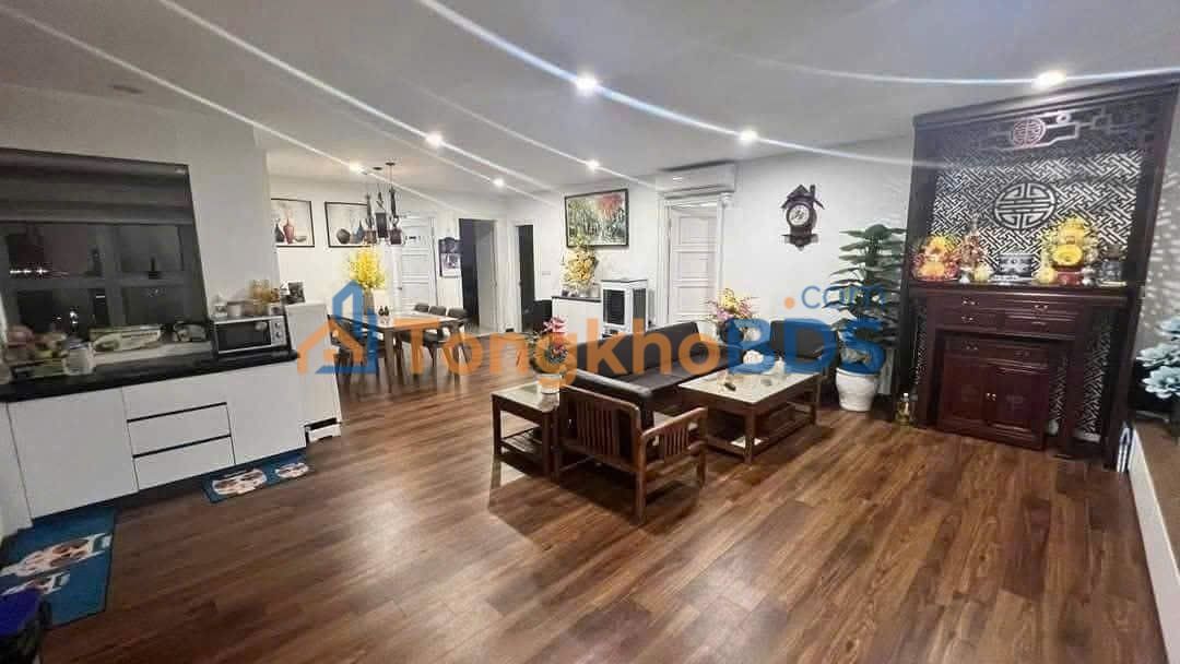 Căn hộ Tứ Hiệp Plaza Thanh Trì 61m² 4 tỷ - View đẹp