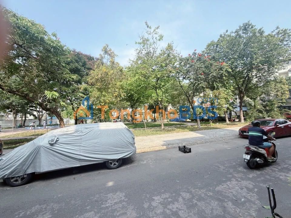 Nhà mặt tiền Khu Tên Lửa 80m² giá 10.2 tỷ - Ô tô vào tận nhà