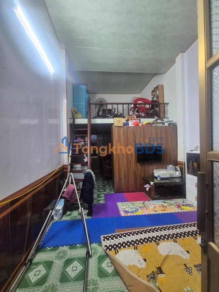 Bán Nhà Đồng Hòa, Kiến An, Hải Phòng - 97m², 1.5 Tầng, Giá 2.9 Tỷ