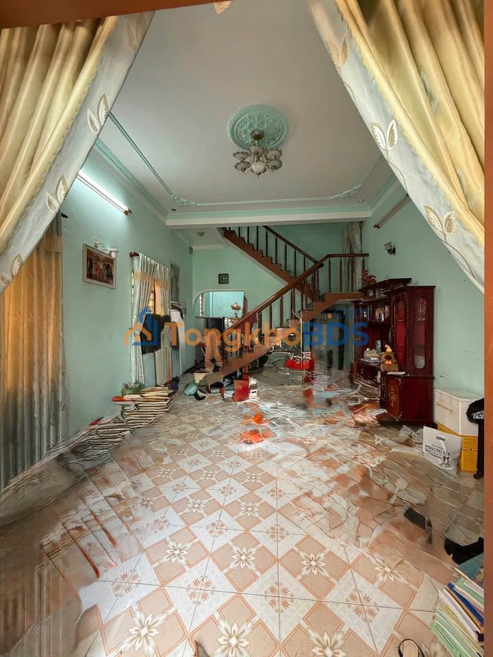 Nhà nguyên căn Nguyễn Tri Phương 70m2 15 triệu - O ngay