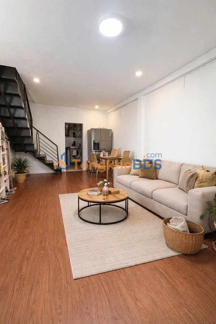 Nhà riêng Yersin Nguyễn Thái Bình Q1 31m² 6.3 tỷ - Chính chủ