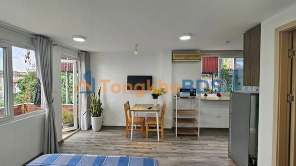 Nhà riêng Hoàng Hoa Thám 35m² - Ô tô vào tận nhà