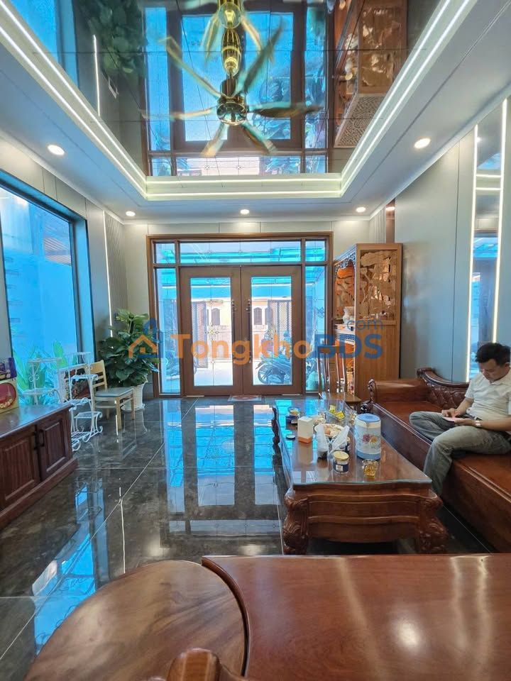 Nhà riêng Đông Hòa Dĩ An 140m² 7.2 tỷ - Ô tô vào tận