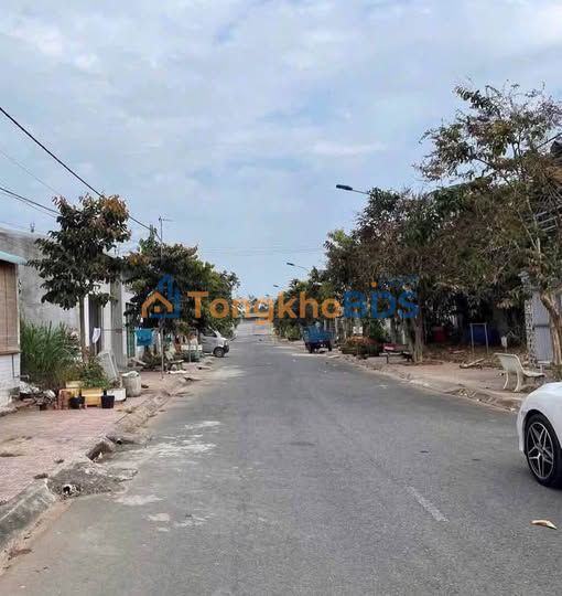 Nhà Nghỉ 210m² Thổ Cư - Ngay KCN An Hiệp, Châu Thành, Bến Tre - Giá 1.99 Tỷ