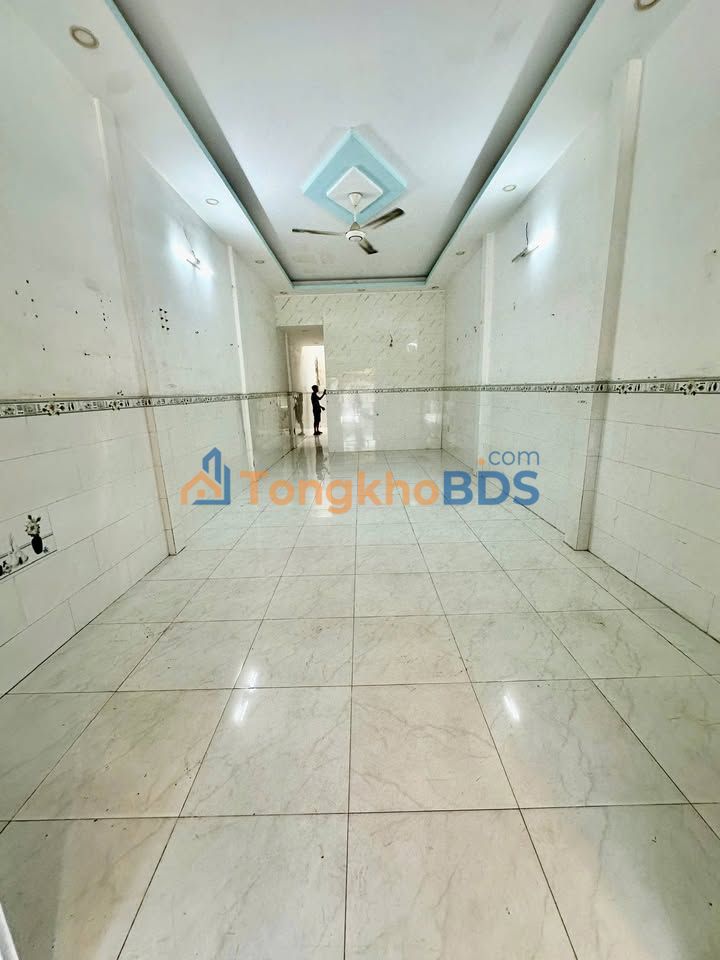Nhà MT Bình Hưng Hòa 80m² 10 triệu - Kinh doanh ngay