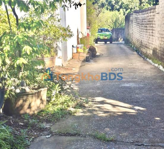 Bán đất Thanh Trì 70.5m² - Ngõ ô tô, giá 1.26 tỷ