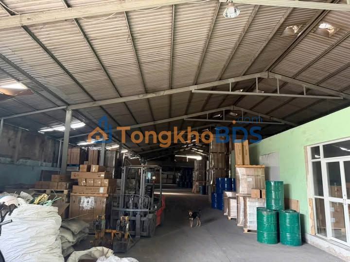 Cho thuê xưởng 1600m² Tân Uyên, Bình Dương - Xe cont vào tận nơi