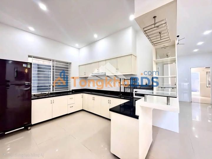 Cho thuê nhà nguyên căn Hà Quang 1, Nha Trang - 350m², 6PN, Full nội thất