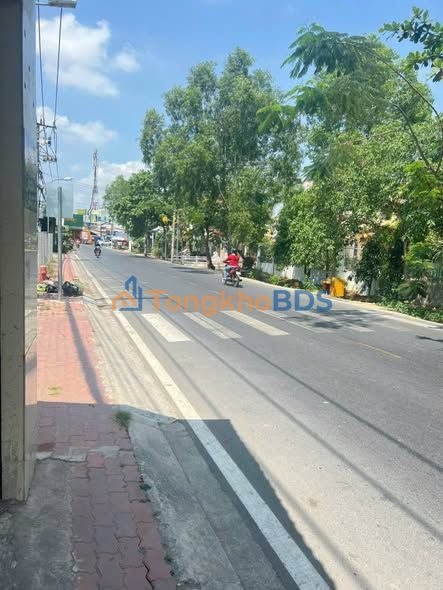 Nhà Mặt Tiền 132m² Hương Lộ 11 Bình Chánh - Kinh Doanh Đa Ngành, Sổ Hồng Riêng