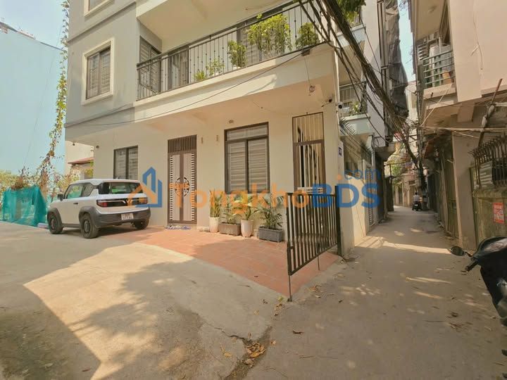 Nhà riêng Tây Hồ 26m² 8 tỷ - Full nội thất sẵn ở