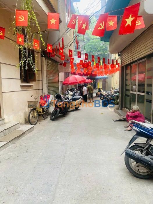 Nhà riêng Đội Cấn Ba Đình 21m² giá 7 tỷ - Ô tô vào tận nhà